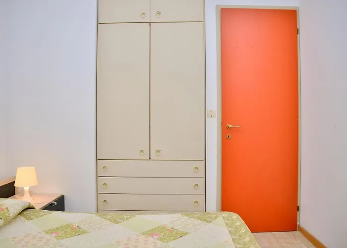 Homely With Terrace In - Beahost Apartament *