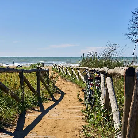 Apartmán Homely With Terrace In - Beahost Bibione