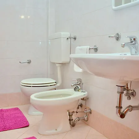 Homely With Terrace In - Beahost *